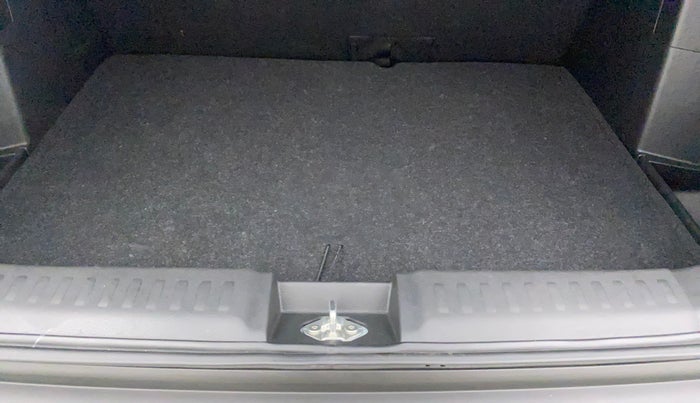2023 Maruti BREZZA VXI, Petrol, Manual, 5,148 km, Boot Inside