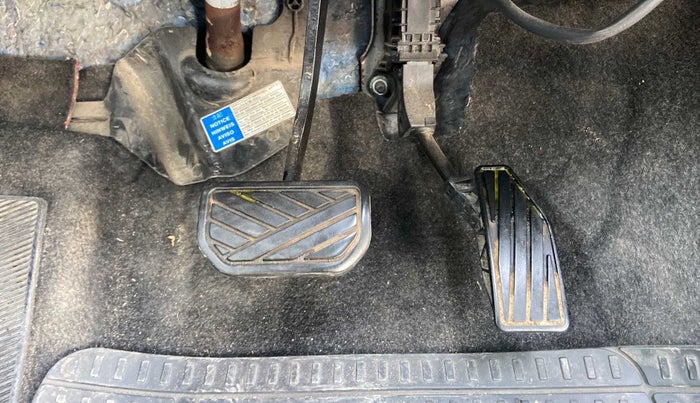 2019 Maruti Swift VXI AMT, Petrol, Automatic, 66,495 km, Pedals