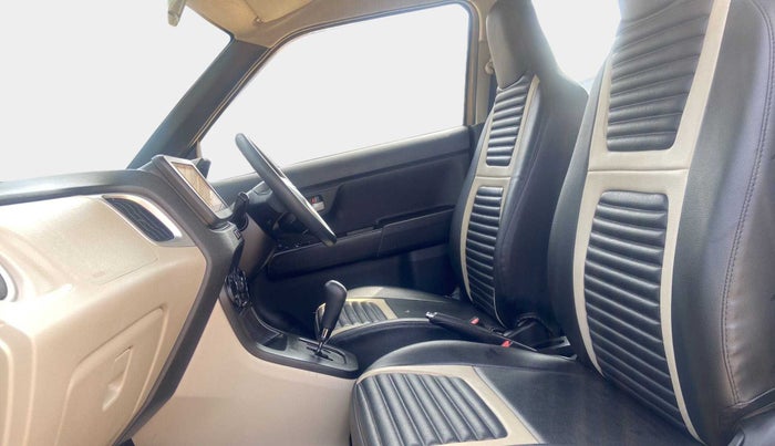 2021 Maruti New Wagon-R ZXI 1.2 AMT, Petrol, Automatic, 7,101 km, Right Side Front Door Cabin
