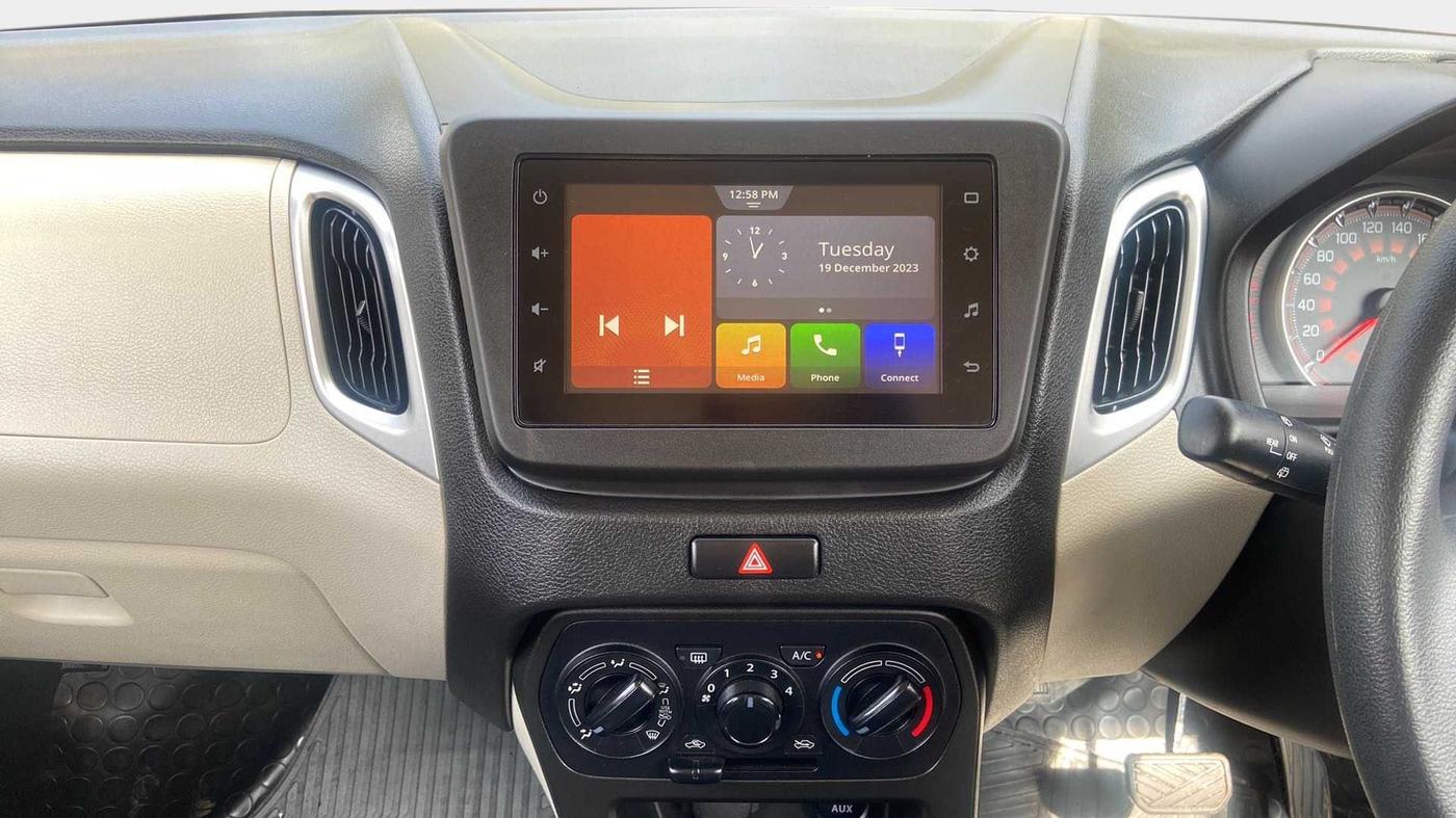 2021 Maruti New Wagon-R ZXI 1.2 AMT, Petrol, Automatic, 7,101 km, Air Conditioner