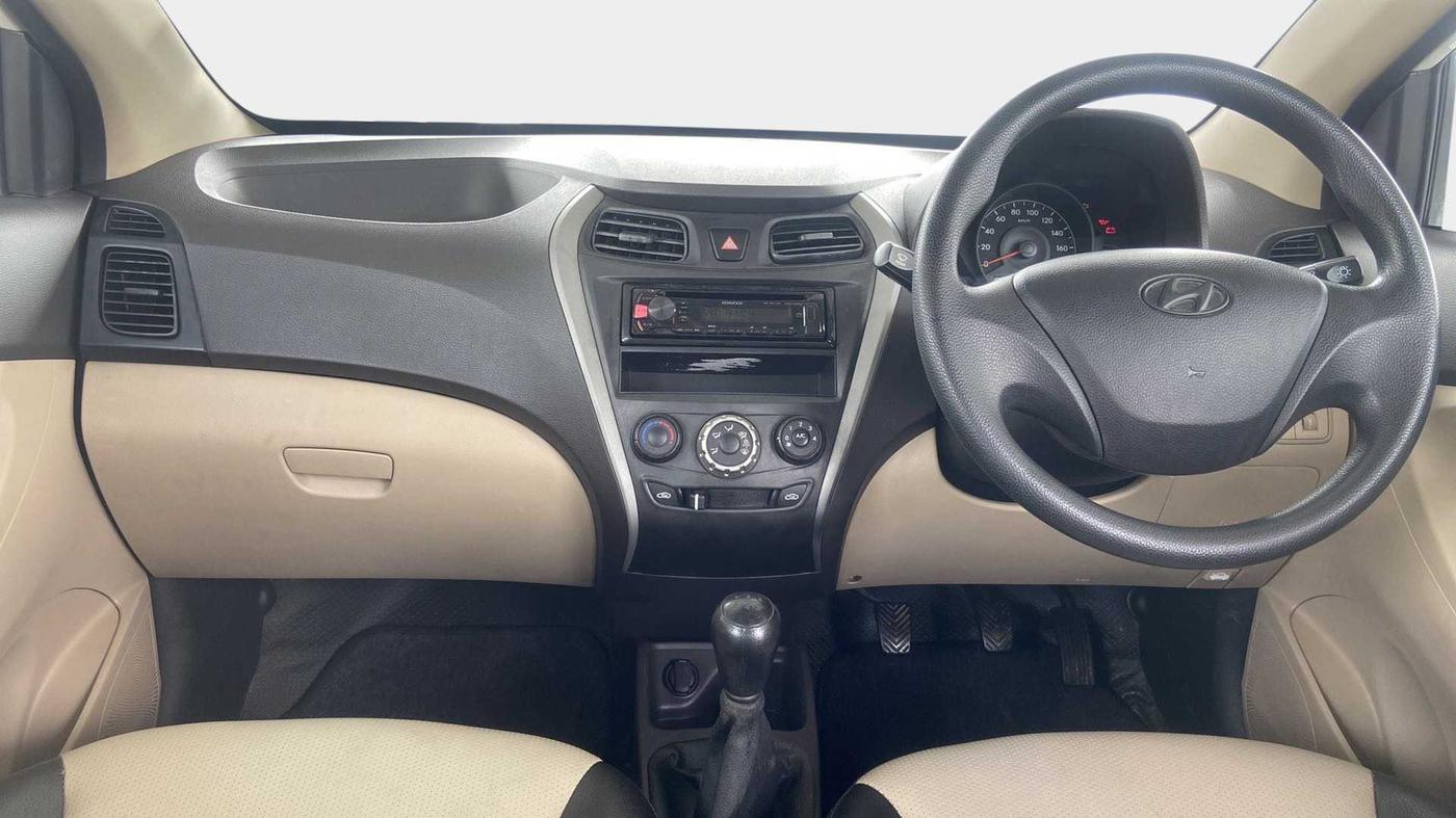 2015 Hyundai Eon ERA +, Petrol, Manual, 61,368 km, Dashboard