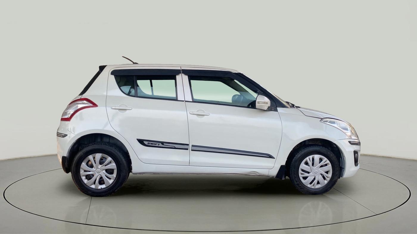 2017 Maruti Swift VXI, Petrol, Manual, 80,958 km, Right Side View