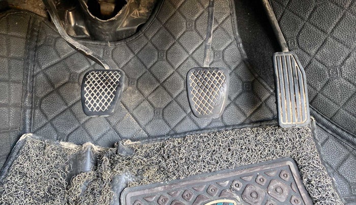 2019 Honda BR-V 1.5L I- DTEC S, Diesel, Manual, 93,151 km, Pedals