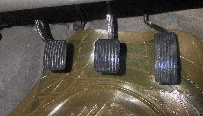 2011 Hyundai i10 MAGNA 1.2, Petrol, Manual, 86,421 km, Pedals