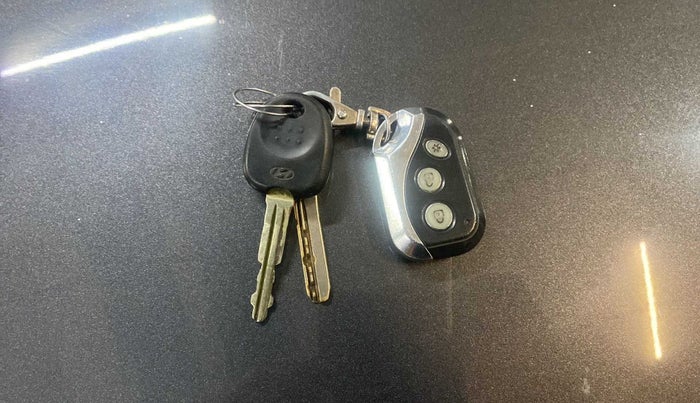 2011 Hyundai i10 MAGNA 1.2, Petrol, Manual, 86,421 km, Key Close Up