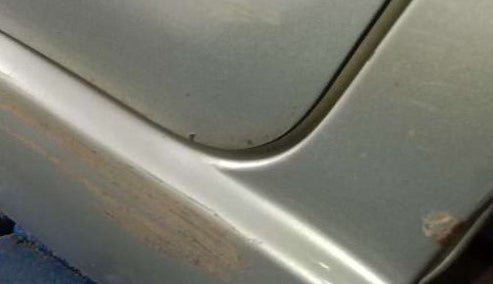 2011 Maruti A Star VXI, Petrol, Manual, 82,471 km, Left running board - Minor scratches