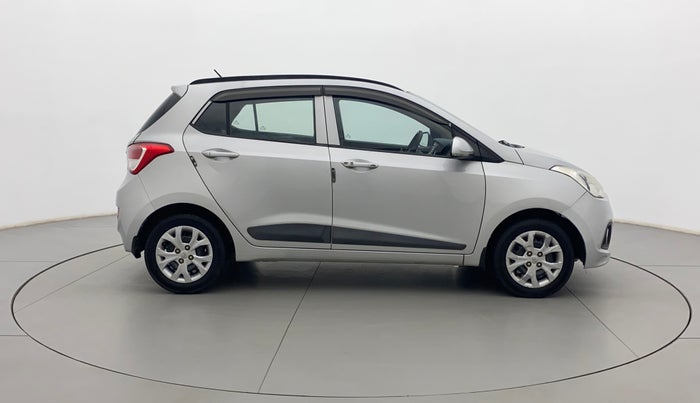 2016 Hyundai Grand i10 SPORTZ 1.2 KAPPA VTVT, Petrol, Manual, 96,402 km, Right Side View