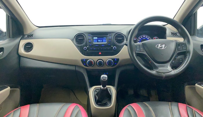 2016 Hyundai Grand i10 SPORTZ 1.2 KAPPA VTVT, Petrol, Manual, 96,402 km, Dashboard