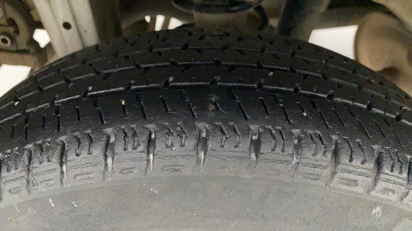2017 Maruti Alto K10 VXI, Petrol, Manual, 42,668 km, Right Rear Tyre Tread