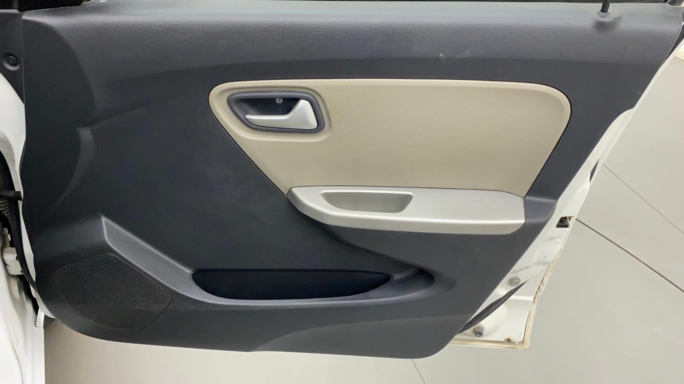 2017 Maruti Alto K10 VXI, Petrol, Manual, 42,668 km, Driver Side Door Panels Control