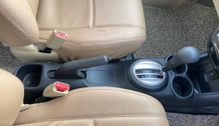 2016 Honda Brio VX AT, Petrol, Automatic, 21,546 km, Gear Lever