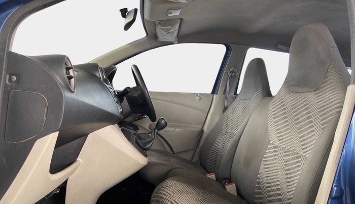 2016 Datsun Go Plus T, Petrol, Manual, 84,438 km, Right Side Front Door Cabin