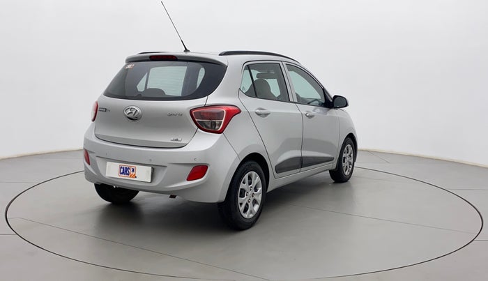 2016 Hyundai Grand i10 SPORTZ 1.2 KAPPA VTVT, Petrol, Manual, 60,766 km, Right Back Diagonal