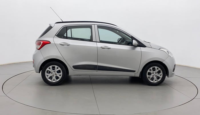 2016 Hyundai Grand i10 SPORTZ 1.2 KAPPA VTVT, Petrol, Manual, 60,766 km, Right Side View