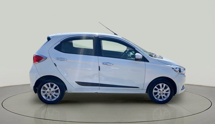 2017 Tata Tiago XZA PETROL, Petrol, Automatic, 69,732 km, Right Side View