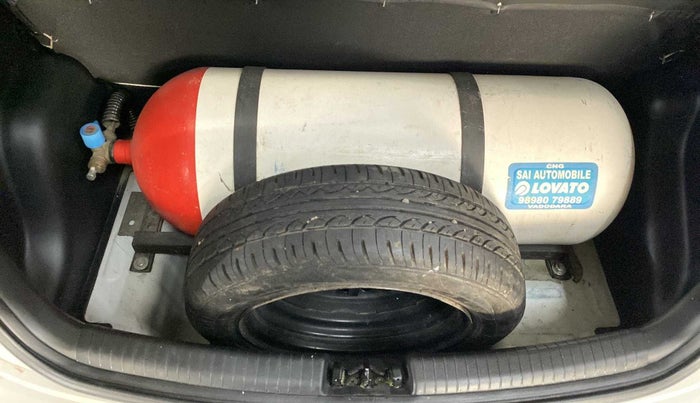 2018 Hyundai Grand i10 SPORTZ (O) 1.2 KAPPA VTVT, CNG, Manual, 88,318 km, Boot Inside