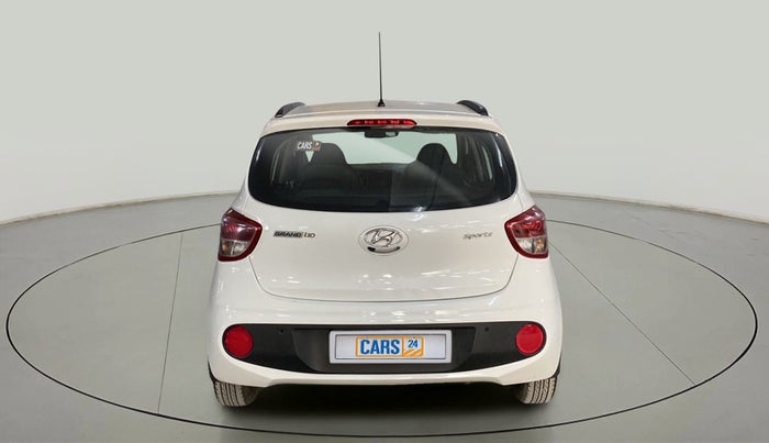 2018 Hyundai Grand i10 SPORTZ (O) 1.2 KAPPA VTVT, CNG, Manual, 88,318 km, Back/Rear
