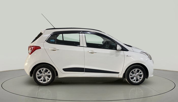 2018 Hyundai Grand i10 SPORTZ (O) 1.2 KAPPA VTVT, CNG, Manual, 88,318 km, Right Side View