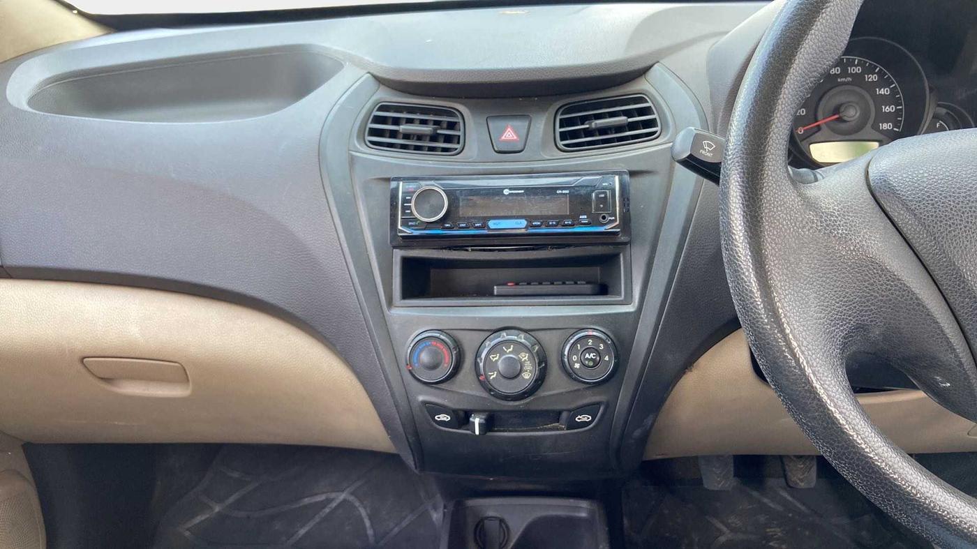 2013 Hyundai Eon D-LITE+, Petrol, Manual, 67,265 km, Air Conditioner
