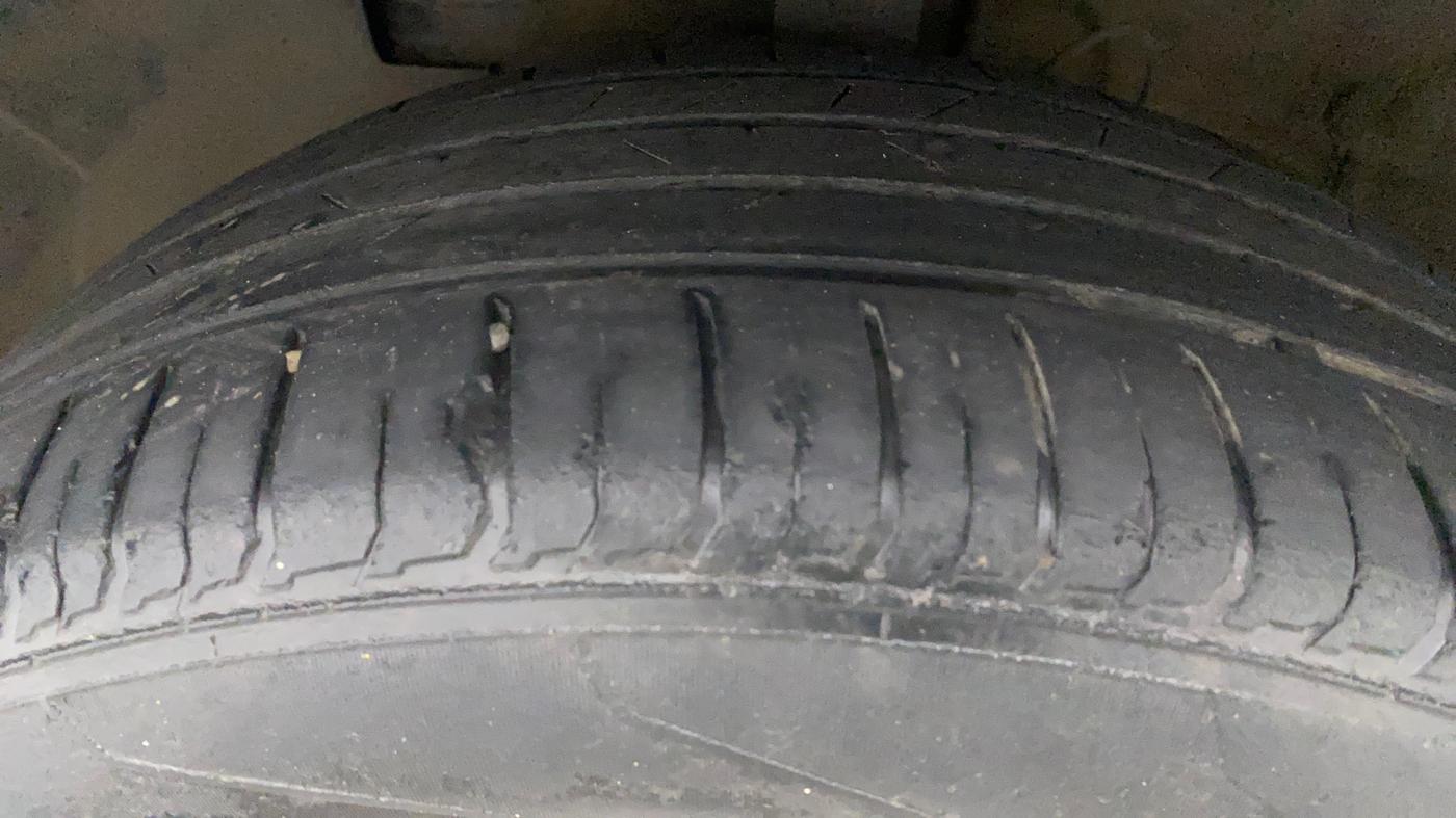 2019 Hyundai VENUE SX PLUS 1.0 TURBO DCT, Petrol, Automatic, 55,072 km, Left Front Tyre Tread