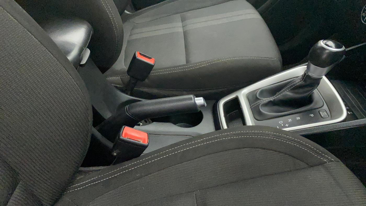 2019 Hyundai VENUE SX PLUS 1.0 TURBO DCT, Petrol, Automatic, 55,072 km, Gear Lever