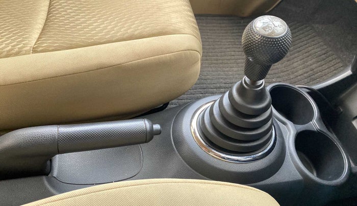 2013 Honda Amaze 1.5L I-DTEC S, Diesel, Manual, 47,356 km, Gear Lever