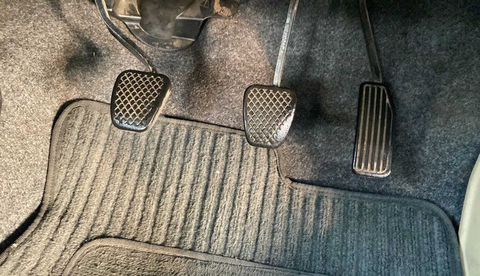 2013 Honda Amaze 1.5L I-DTEC S, Diesel, Manual, 47,356 km, Pedals