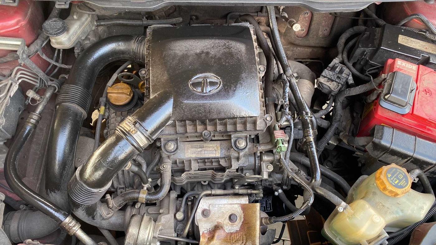 2018 Tata NEXON XM PETROL, Petrol, Manual, 76,713 km, Open Bonet