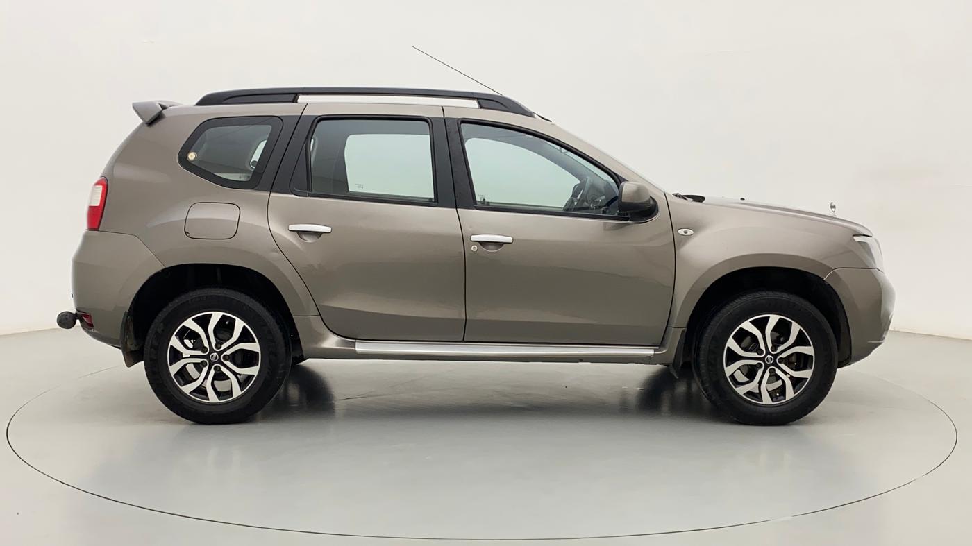 2015 Nissan Terrano XL (D), Diesel, Manual, 65,385 km, Right Side View