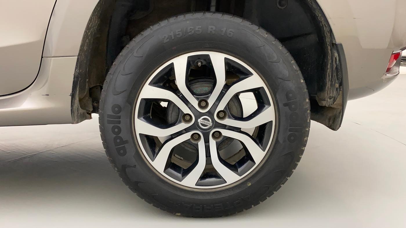 2015 Nissan Terrano XL (D), Diesel, Manual, 65,385 km, Left Rear Wheel