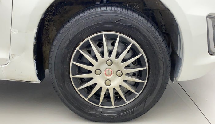 2015 Maruti Swift VXI, Petrol, Manual, 78,042 km, Right Front Wheel