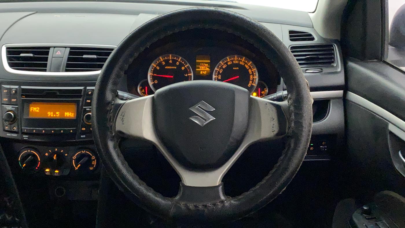2015 Maruti Swift VXI, Petrol, Manual, 78,042 km, Steering Wheel Close Up