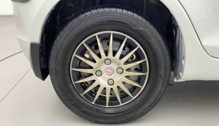2015 Maruti Swift VXI, Petrol, Manual, 78,042 km, Right Rear Wheel