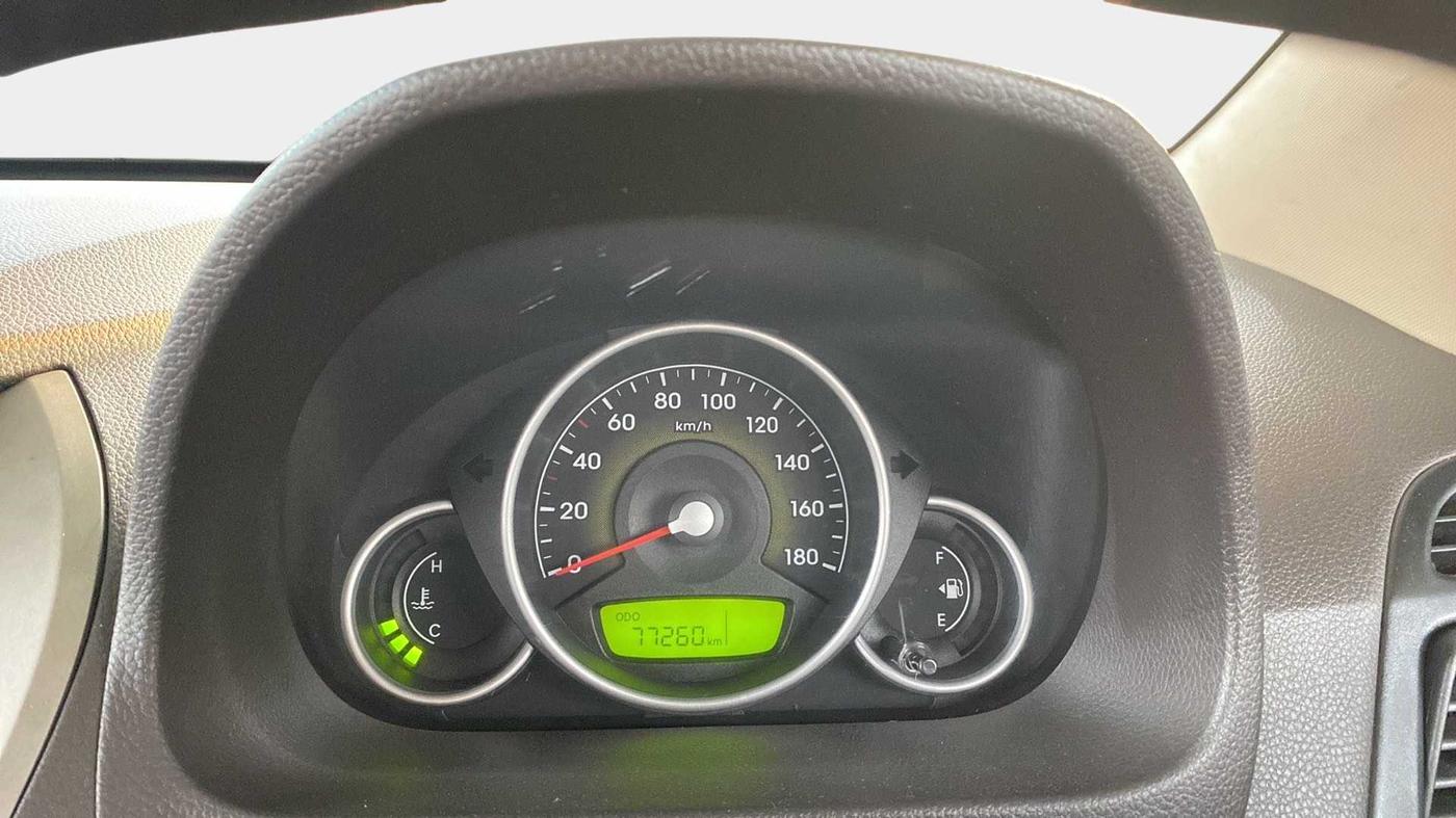 2015 Hyundai Eon MAGNA +, Petrol, Manual, 77,244 km, Odometer Image