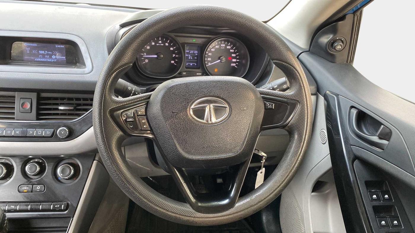 2018 Tata NEXON XM PETROL, Petrol, Manual, 22,507 km, Steering Wheel Close Up