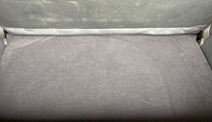 2020 Ford New Figo TITANIUM 1.2 PETROL MT, Petrol, Manual, 20,711 km, Boot Inside