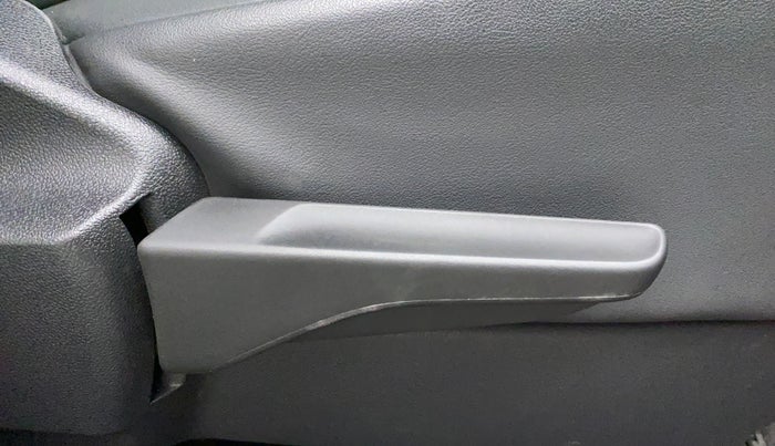 2021 Skoda KUSHAQ STYLE 1.5L TSI DSG (6 AIRBAGS), Petrol, Automatic, 25,369 km, Driver Side Adjustment Panel