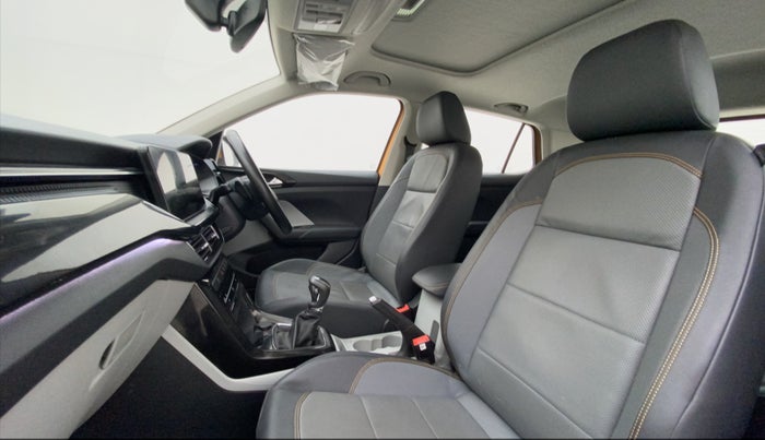 2021 Skoda KUSHAQ STYLE 1.5L TSI DSG (6 AIRBAGS), Petrol, Automatic, 25,369 km, Right Side Front Door Cabin