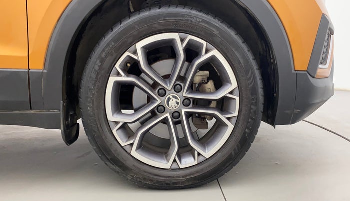 2021 Skoda KUSHAQ STYLE 1.5L TSI DSG (6 AIRBAGS), Petrol, Automatic, 25,369 km, Right Front Wheel