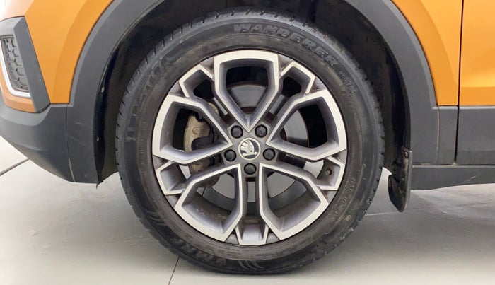 2021 Skoda KUSHAQ STYLE 1.5L TSI DSG (6 AIRBAGS), Petrol, Automatic, 25,369 km, Left Front Wheel