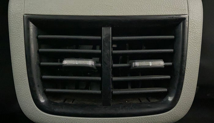 2021 Skoda KUSHAQ STYLE 1.5L TSI DSG (6 AIRBAGS), Petrol, Automatic, 25,369 km, Rear AC Vents