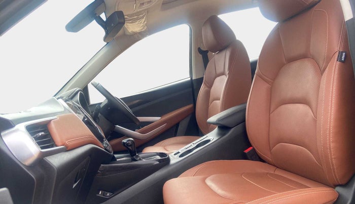 2021 MG HECTOR PLUS SHARP 1.5 PETROL TURBO CVT 6-STR, Petrol, Automatic, 7,589 km, Right Side Front Door Cabin