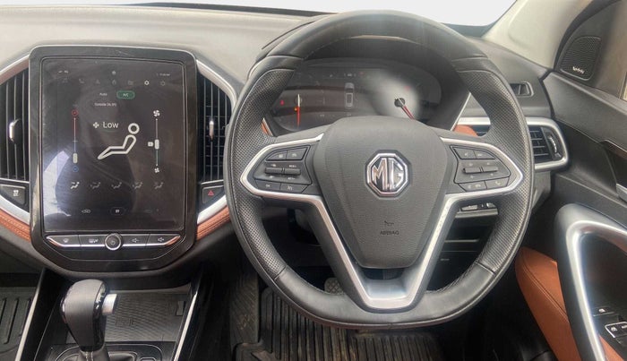 2021 MG HECTOR PLUS SHARP 1.5 PETROL TURBO CVT 6-STR, Petrol, Automatic, 7,589 km, Steering Wheel Close Up