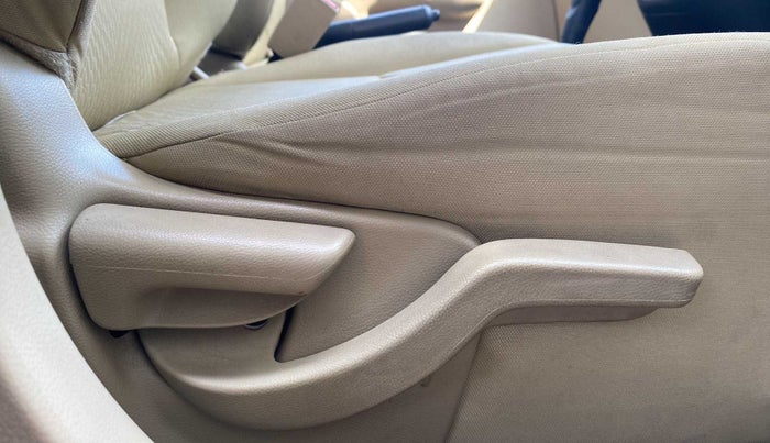 2013 Honda Amaze 1.2L I-VTEC S AT, Petrol, Automatic, 28,444 km, Driver Side Adjustment Panel