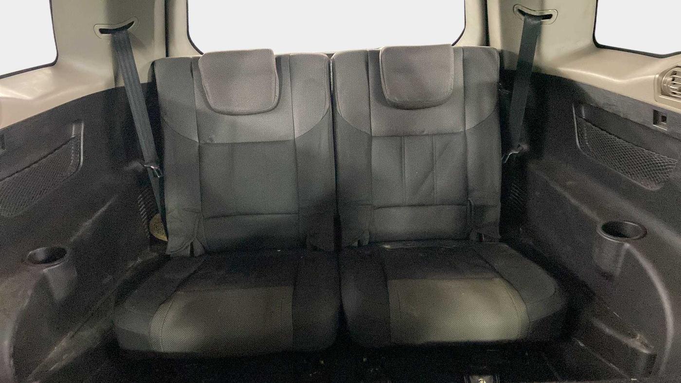 2019 Mahindra XUV500 W5, Diesel, Manual, 67,775 km, Third Seat Row ( optional )