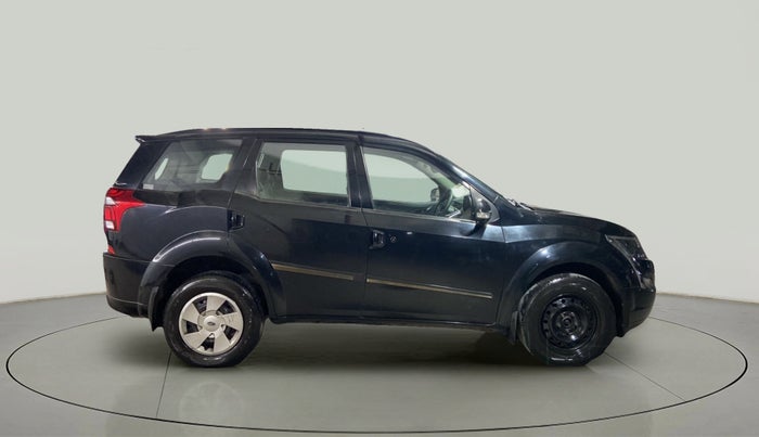 2019 Mahindra XUV500 W5, Diesel, Manual, 67,775 km, Right Side View