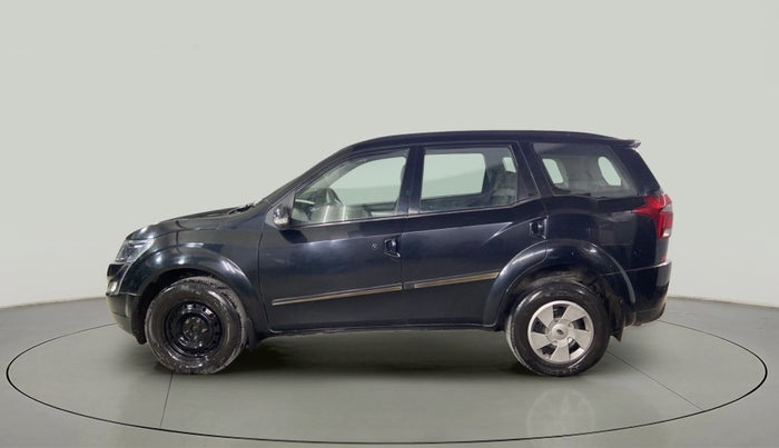 2019 Mahindra XUV500 W5, Diesel, Manual, 67,775 km, Left Side