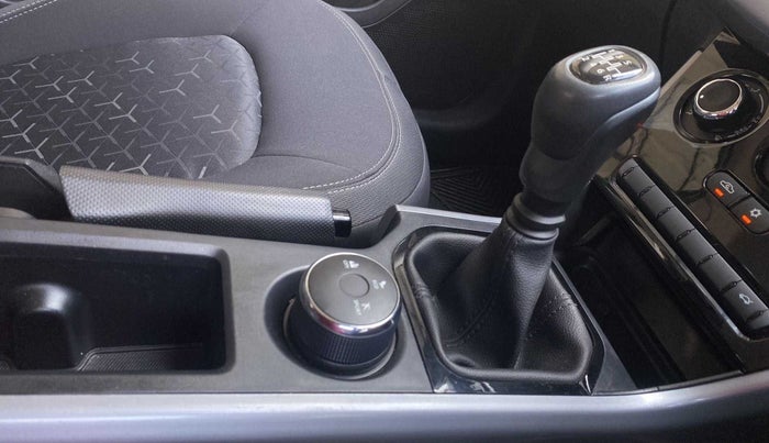 2021 Tata NEXON XM PETROL, Petrol, Manual, 5,961 km, Gear Lever