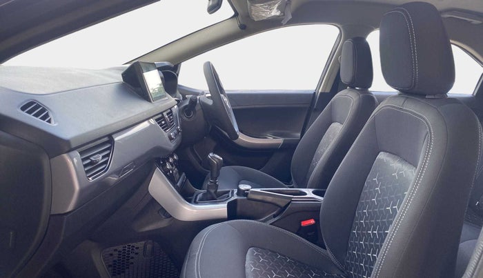 2021 Tata NEXON XM PETROL, Petrol, Manual, 5,961 km, Right Side Front Door Cabin