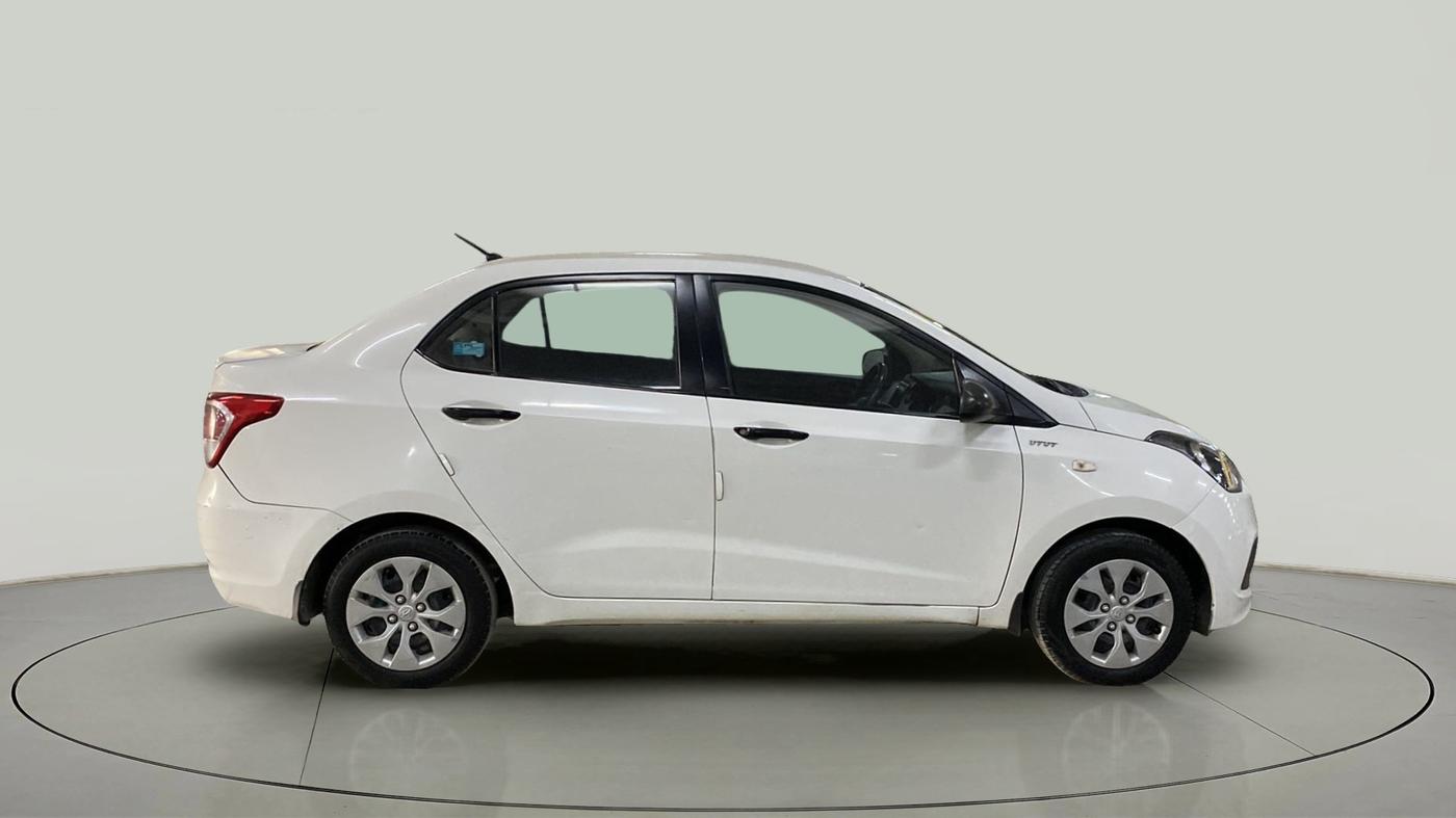 2015 Hyundai Xcent BASE 1.2, Petrol, Manual, 93,653 km, Right Side View